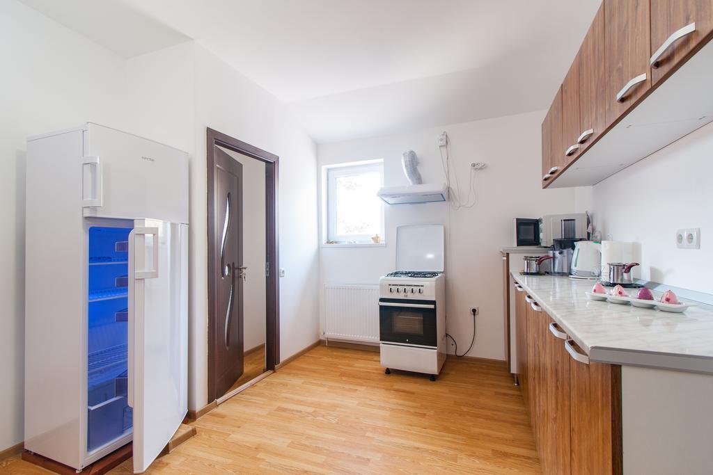 ホテル Casa Arbo Călimăneşti エクステリア 写真