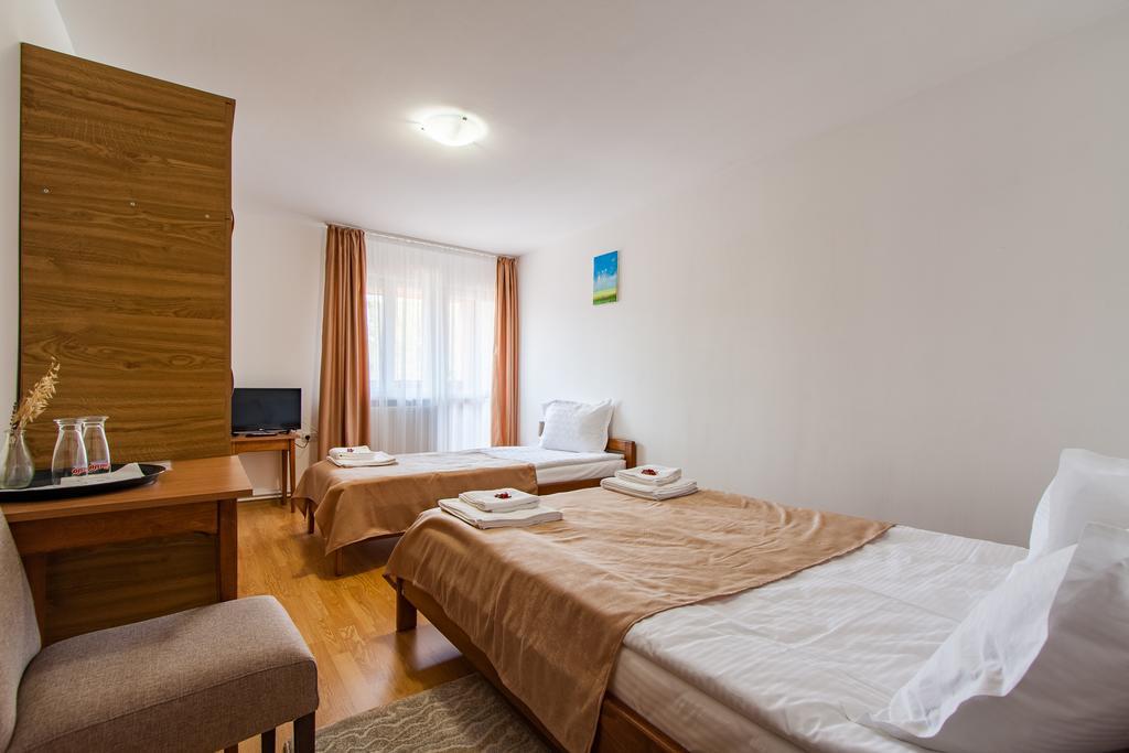 ホテル Casa Arbo Călimăneşti エクステリア 写真